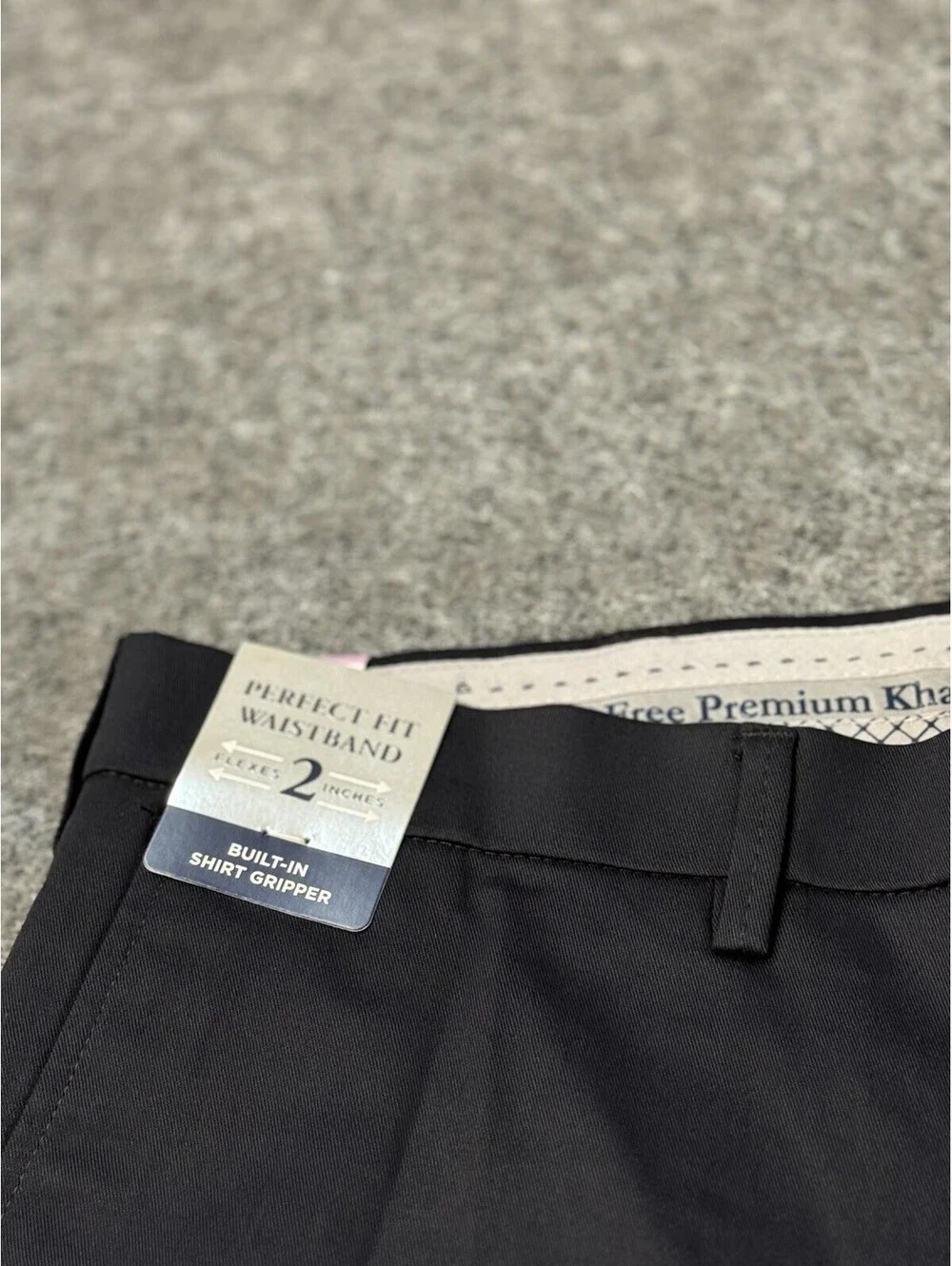 Haggar Iron Free Premium Khaki Pants Mens 38x29 Black Slim Straight NWT